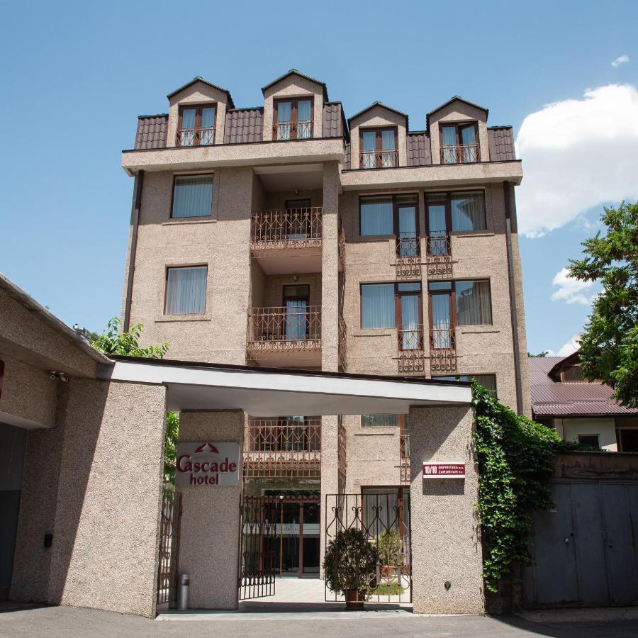 Cascade Hotel Erevan Esterno foto